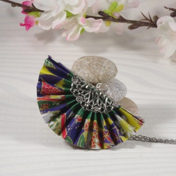Collier Eventail Origami...