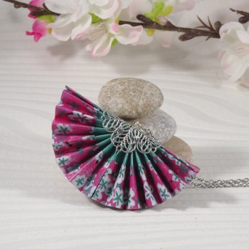 Collier Eventail Origami...