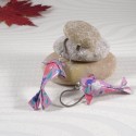 Boucles d’Oreilles Origami Carpes Koï fleurs multicolores sur fond rose - 25,00 €