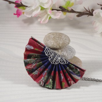 Collier Eventail Origami...