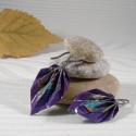 Boucles d’Oreilles Feuilles Origami liseré uni violet et coeur fleurs et grues - 23,00 €