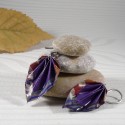 Boucles d’Oreilles Feuilles Origami liseré fleurs et grues avec coeur violet - 23,00 €