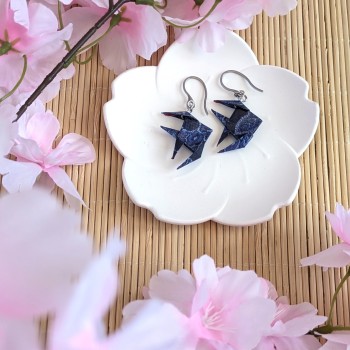Boucles d’Oreilles Poissons Origami motifs kimono bleu foncé