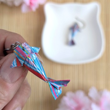 Boucles d’Oreilles Origami Carpes Koï rayures multicolores