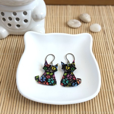 Boucles d’Oreilles Origami Chats pattes multicolores sur fond noir