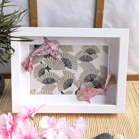 Cadre 3D carpes koï roses et éventails | Line et les Perles